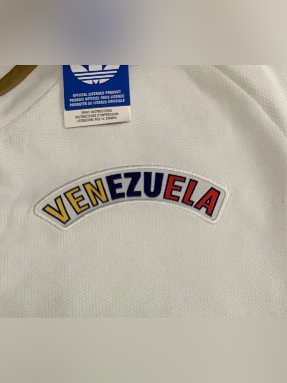 Adidas Authentic Venezuela National Team White 2026 Jersey JY5076 Men’s Sz: L - Picture 4 of 8